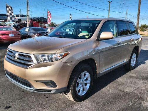 2012 Toyota Highlander Base