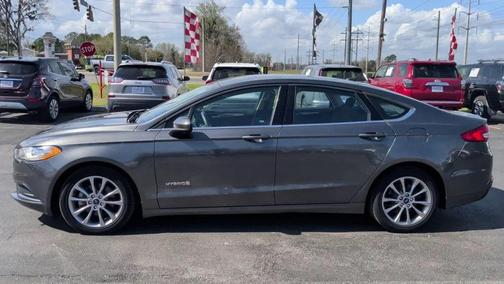 2017 Ford Fusion Hybrid SE