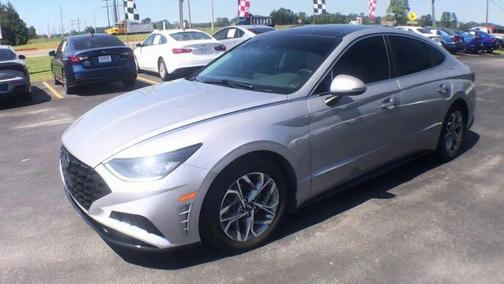 2023 Hyundai SONATA SEL