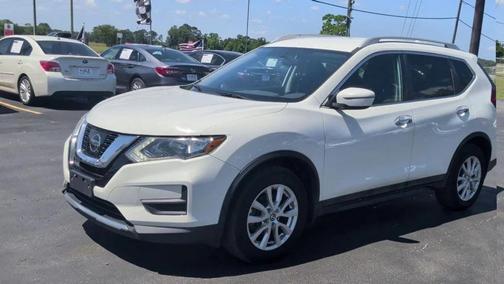 Glacier White 2017 Nissan Rogue SV