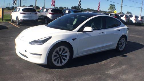2021 Tesla Model 3 Standard Range Plus