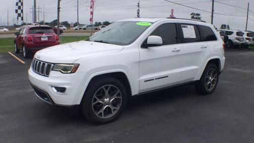 2018 Jeep Grand Cherokee Sterling Edition