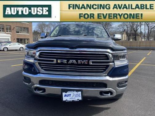 Photo 2 of 10 of 2020 RAM 1500 Laramie