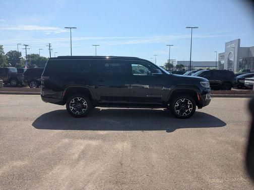 Diamond Black 2024 Jeep Wagoneer L Series III
