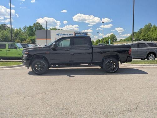 Diamond Black 2026 RAM 2500 Big Horn