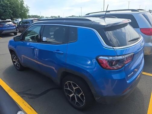 Hydro Blue Pearlcoat 2025 Jeep Compass Limited