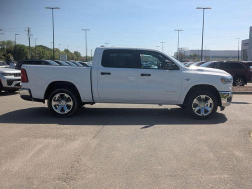 Bright White Clearcoat 2026 RAM 1500 Big Horn/Lone Star