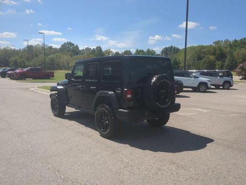 Black Clearcoat 2022 Jeep Wrangler Unlimited Sport