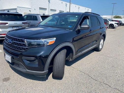 Agate Black Metallic 2020 Ford Explorer XLT