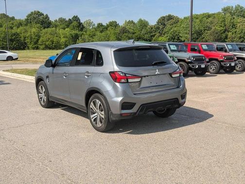 Mercury Gray Metallic 2023 Mitsubishi Outlander Sport 2.0 SE