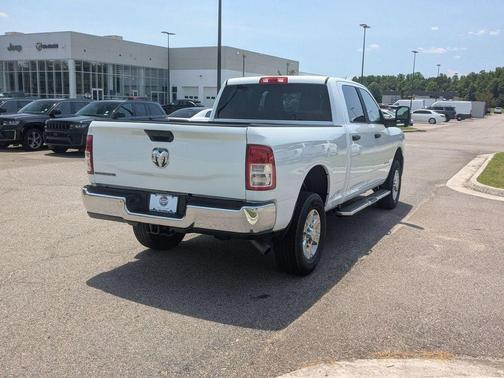 Bright White Clearcoat 2024 RAM 2500 Big Horn