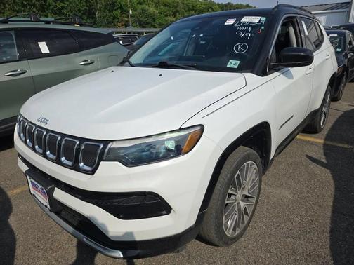 Bright White Clearcoat 2022 Jeep Compass Limited