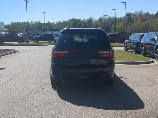 Night 2026 Dodge Durango GT Plus HEMI V8