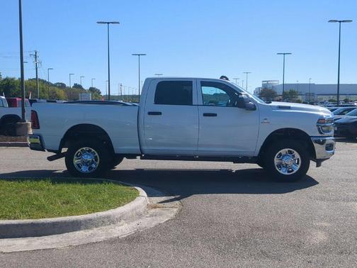 Bright White Clearcoat 2027 RAM 2500 Tradesman
