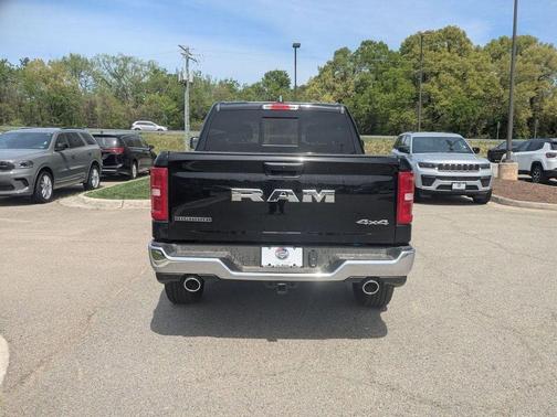 Diamond Black 2026 RAM 1500 Big Horn/Lone Star
