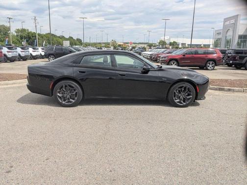 Diamond Black 2026 Dodge Charger R/T