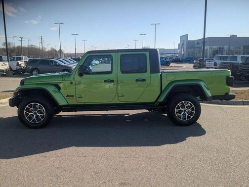Mojito! Clearcoat 2026 Jeep Gladiator Sport