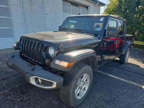 Black Clearcoat 2022 Jeep Gladiator Sport