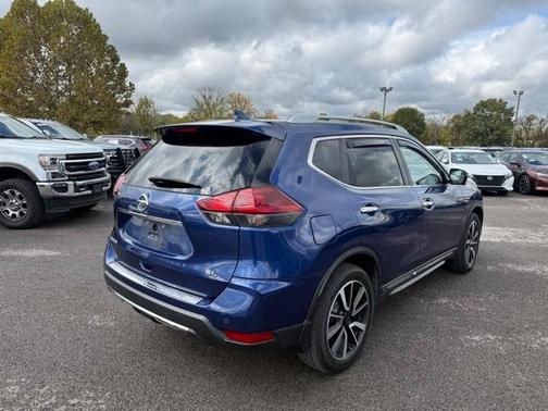 2020 Nissan Rogue SL