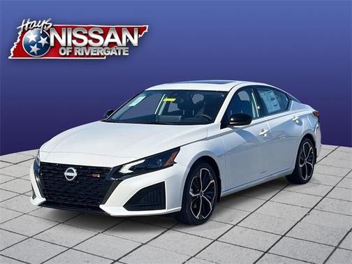 2025 Nissan Altima SR