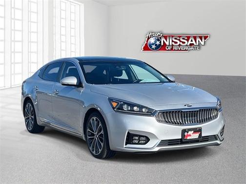 2017 Kia Cadenza Technology
