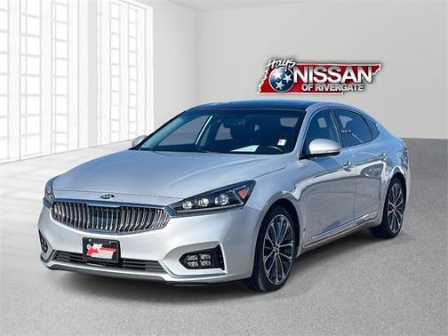 2017 Kia Cadenza Technology