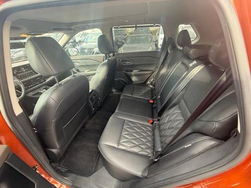 2022 Nissan Rogue Platinum