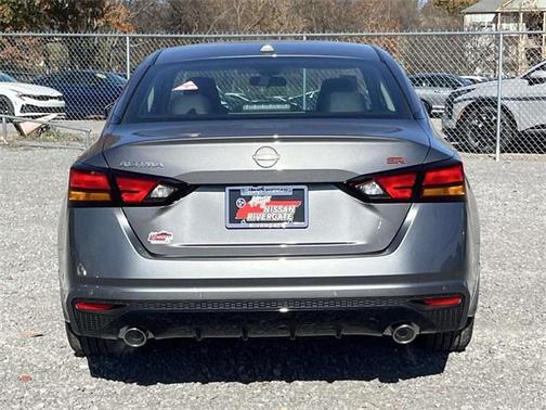 2025 Nissan Altima SR