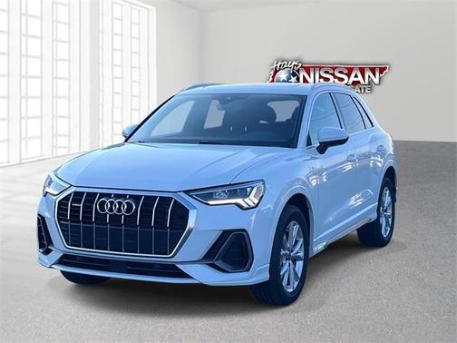 2024 Audi Q3 45 S line Premium