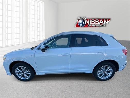 2024 Audi Q3 45 S line Premium
