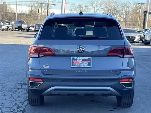 2024 Volkswagen Taos 1.5T SEL