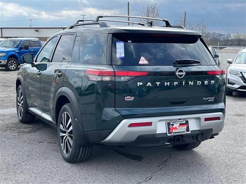 2025 Nissan Pathfinder Platinum