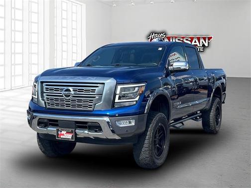 2022 Nissan Titan Platinum Reserve