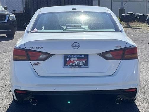 2025 Nissan Altima SR