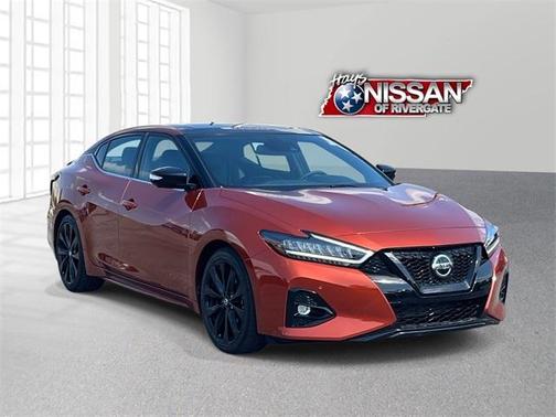 2022 Nissan Maxima SR