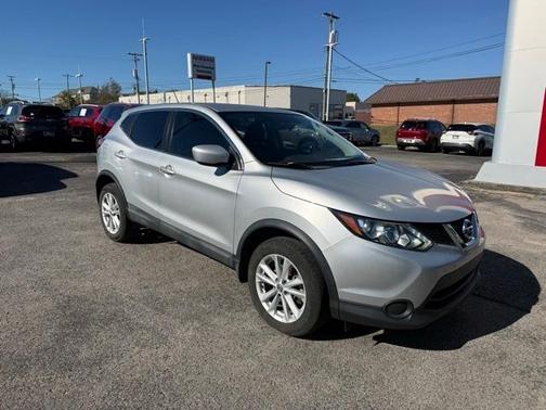 2017 Nissan Rogue Sport S