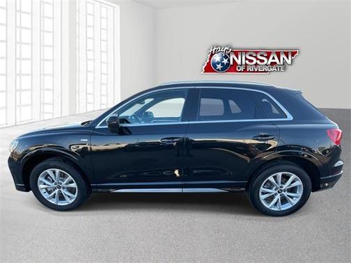 2024 Audi Q3 45 S line Premium