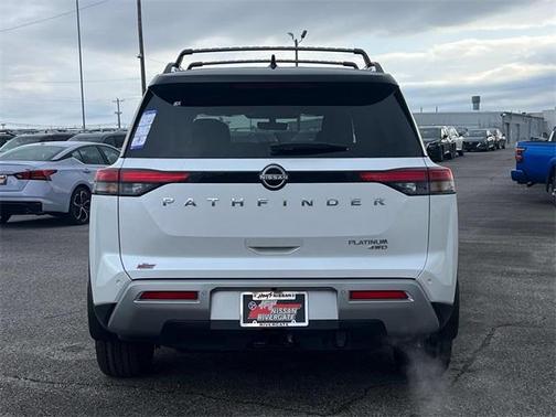 2025 Nissan Pathfinder Platinum