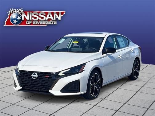 2025 Nissan Altima SR