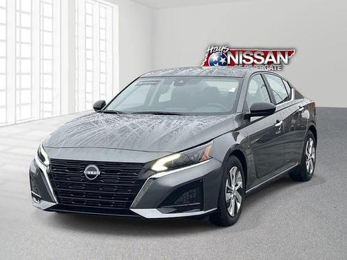 2025 Nissan Altima S