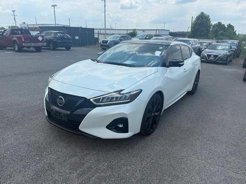 2022 Nissan Maxima SR