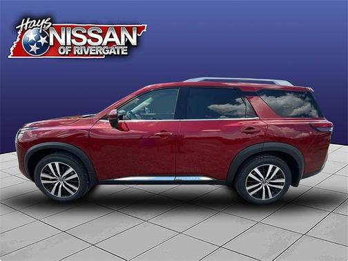 2025 Nissan Pathfinder Platinum