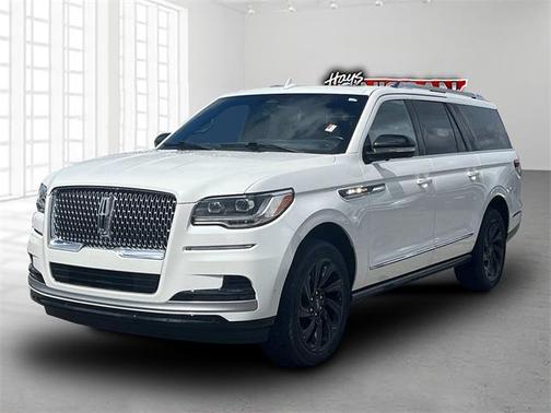 2022 Lincoln Navigator L Reserve
