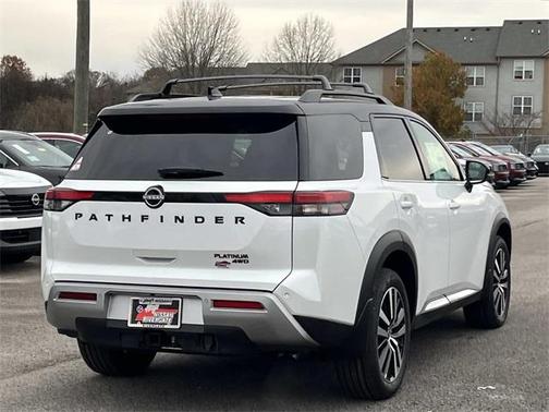2025 Nissan Pathfinder Platinum