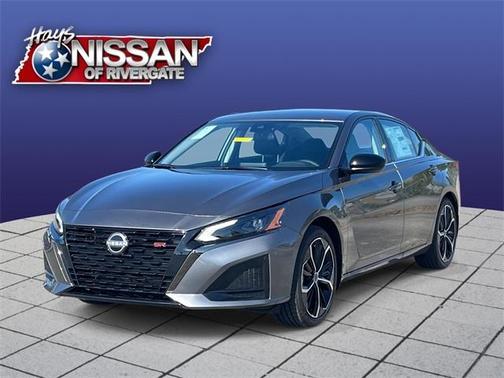2025 Nissan Altima SR