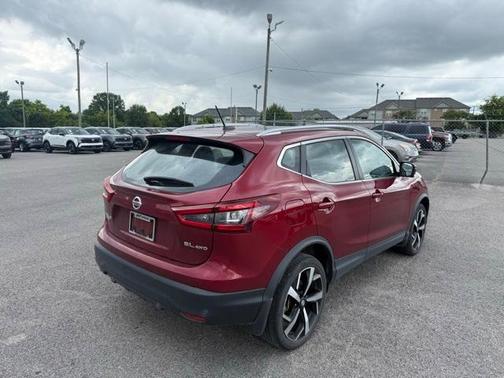 2020 Nissan Rogue Sport SL