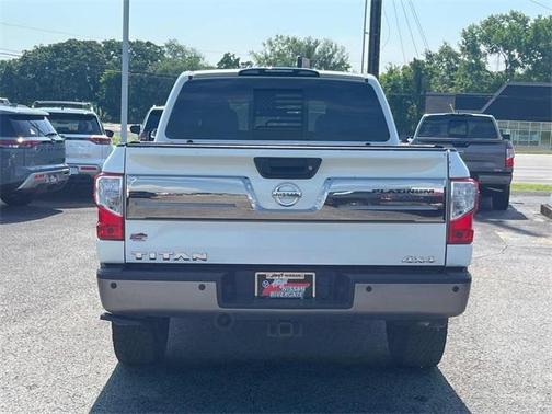 2018 Nissan Titan Platinum Reserve