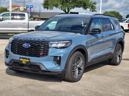 2025 Ford Explorer ST