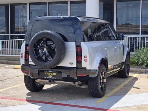 Hakuba Silver 2021 Land Rover Defender 110
