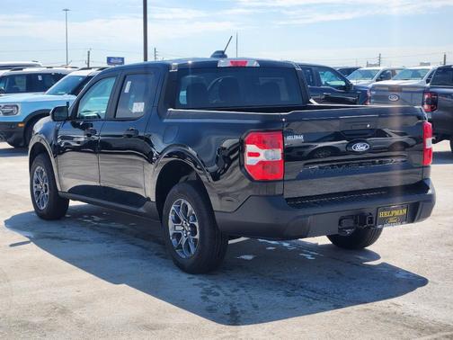 2025 Ford Maverick XLT
